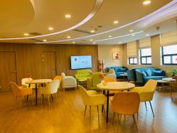 -海豚湾高端月子会所(黄浦店)