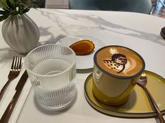 -潮一不贰·法式甜品·生日蛋糕·西式简餐(外滩店)