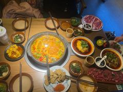-贵厨酸汤牛肉(花果园国际中心店)
