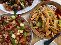 -雷祖芳老妈蹄花店