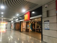 门面-麦当劳(北站北广场店)