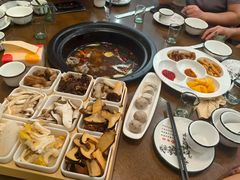 -菌乡缘·野生菌蒸汽鱼火锅(江边夜市店)