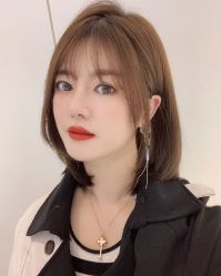 -东秀护肤造型