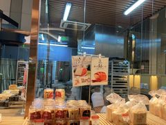 面包甜点陈列柜-西村叔叔的店·面包·甜品·蛋糕(清河万象汇店)