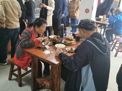 大堂-宝瑞门钉肉饼店