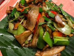 -云海肴·汽锅鸡·云南菜(天山百盛优客店)