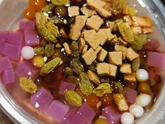 -老街烧烤大排档·地道湖北菜·龙虾馆(汉口火车站店)