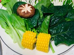 -三人行骨头王火锅(长寿店)