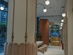 -Yearn Tours妍图(昆山万象汇店)