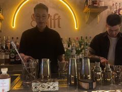 -Shift cocktail bar鸡尾酒吧
