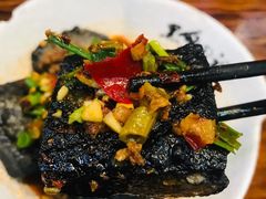 -黑白电视长沙小吃(美林M·LIVE天地东座店)