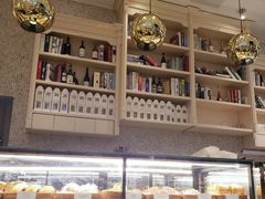 面包甜点陈列柜-法桐蛋糕·手作面包(万象城店)
