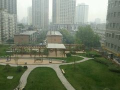 -西安大雁塔科技大学地铁站亚朵酒店