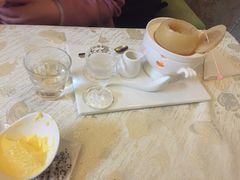 -燕庭·纯燕窝·甜品下午茶(南京西路店)