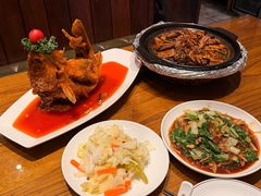 -泉畔人家·老济南经典鲁菜(大明湖店)