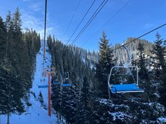 -丝绸之路山地度假区滑雪场