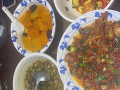 -八碗湘长沙市井菜(坡子街店)