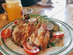 牛油果鸡扒沙拉-I HOLIC艾豪丽披萨(KKone店)