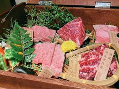 -山川小町·极番烧肉(新地假日广场店)