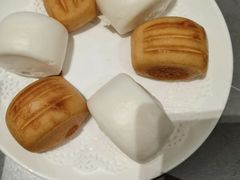金银馒头-先记烧鹅王·本地粤菜(福永店)