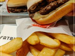 -FATBURGER 特富客汉堡(外交公寓店)