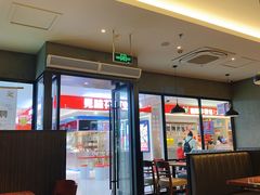 大堂-萨莉亚意式餐厅(龙阳广场店)