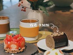 -潮一不贰·法式甜品·生日蛋糕·西式简餐(外滩店)