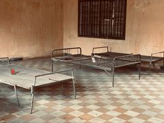 -吐斯廉屠杀博物馆