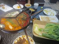 -渝里重庆火锅(航天城店)