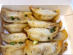 -小姜锅贴(凤凰街店)