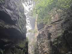 -龙潭大峡谷