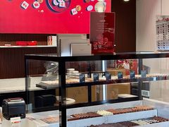 -Laderach 莱德拉(上海环贸iapm店)