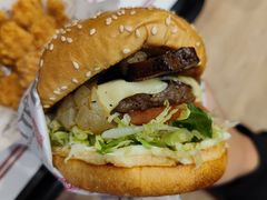 -The Habit Burger Grill 哈比特汉堡(爱琴海店)