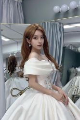 -莫小姐婚纱