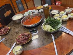 -黄利砖万峰林布依特色酸笋牛肉馆
