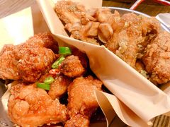 炸鸡翅一半一半-富乐满韩国正宗炸鸡韩国料理(虹泉路店)