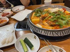-喇喇排骨火锅·传统韩式脊骨汤(望京西园总店)