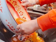 -老刘生态大鱼坊铁锅炖鱼(赛马场店)