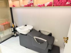 -芮娜皮肤管理·SPA中心