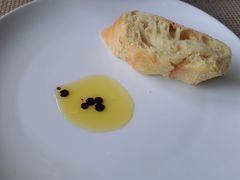 餐前面包-LA MAISON公鸡和龙(蛇口店)