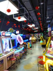 -嗨翻Hi-Fun竞技主题乐园·蹦床团建生日聚会(五棵松华熙店)