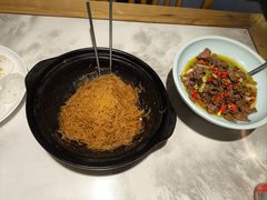 -绿草地·湘菜(酃湖师院店)