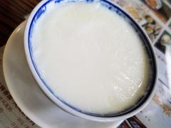 香滑凤凰奶-周大娘牛乳(旧寨古村总店)