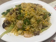 -滋味满屋美食坊(上海街店)