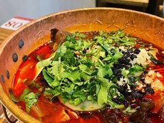 -成都你六姐·牛肉冒菜(上海环宇荟店)