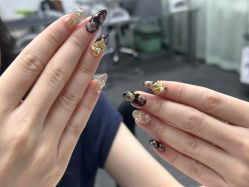 -芊屿芊浔美甲