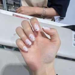 -晨·艺美甲美睫
