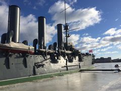 -阿芙乐尔号巡洋舰