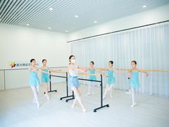 -星光舞蹈艺术中心