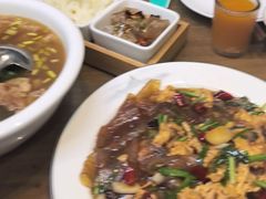 -鲁南仔·滕州炒鸡(经三路店)